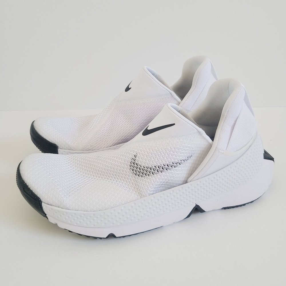 NEW Nike Womens Go Flyease Running Shoes DR5540-102 Size 9 White